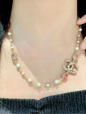 Chanel Pearl & Crystal CC Necklace – Gold Tone
